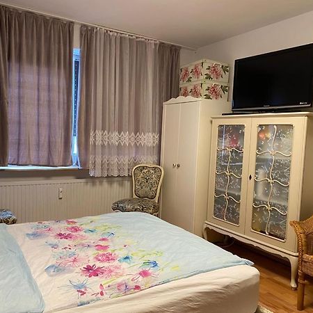 Mitten In Duesseldorf 外观 照片